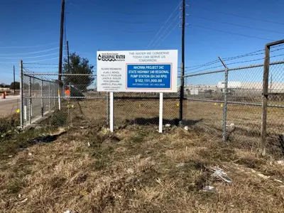 Monument Signs Photo